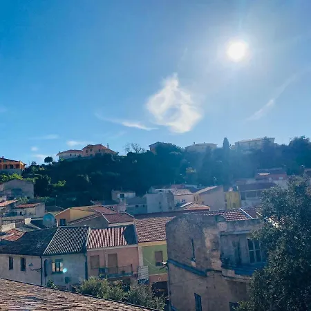 Al Centro - Bed & Breakfast Ossi