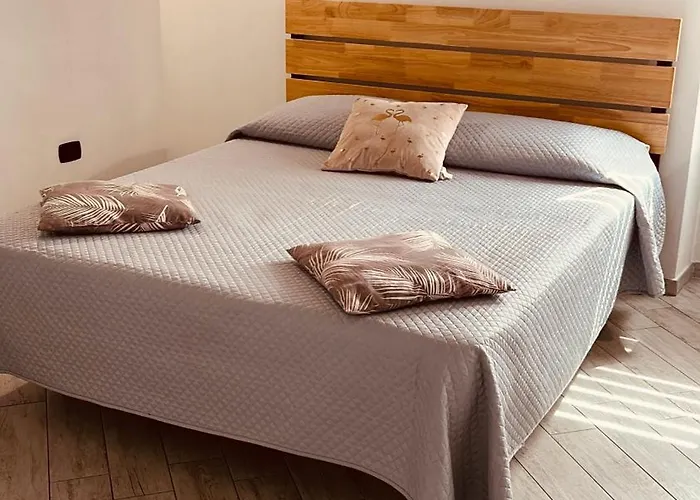 Couette-café Al Centro - Ossi